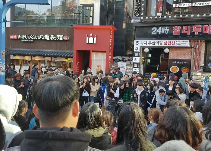 アパート Seeu House Hongdae